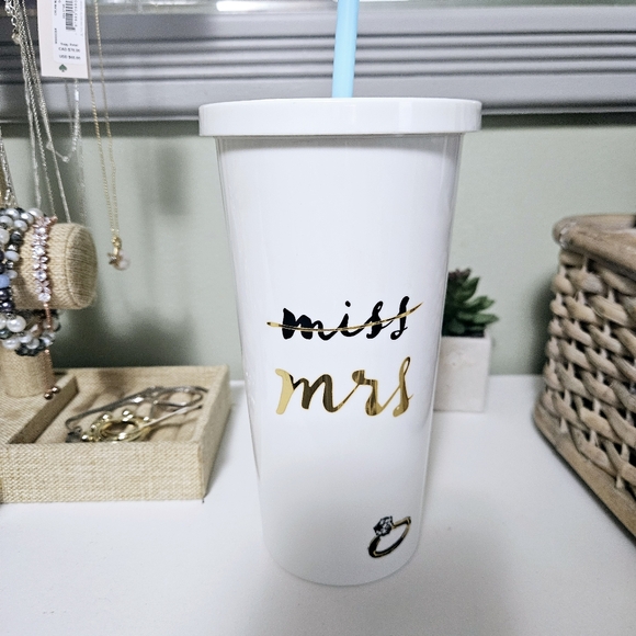 Kate Spade Miss to Mrs Tumbler - Picture 5 of 10